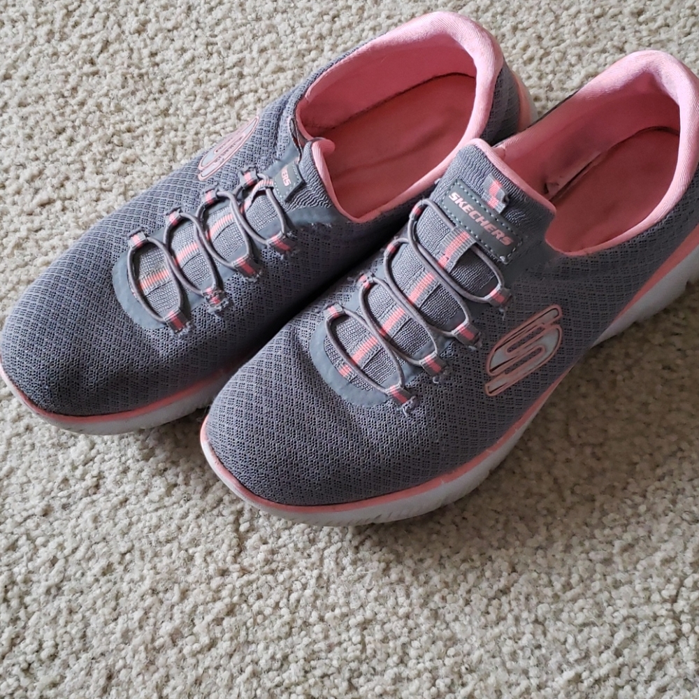 Sketchers slip on shoes